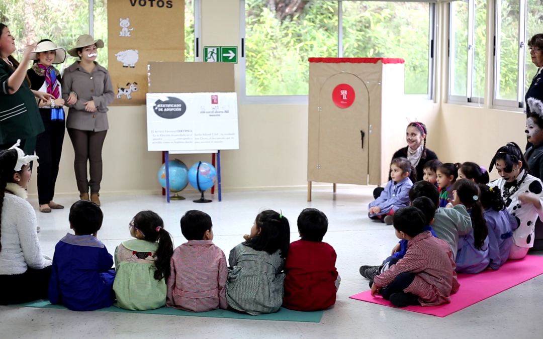 NUESTRAS NIÑAS Y NIÑOS APRENDEN A VOTAR