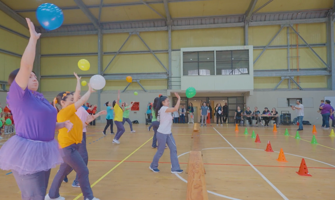 Disfrutamos de juegos y actividades deportivas en familia